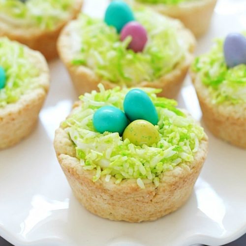 Easter nest sugar cookie cup.
