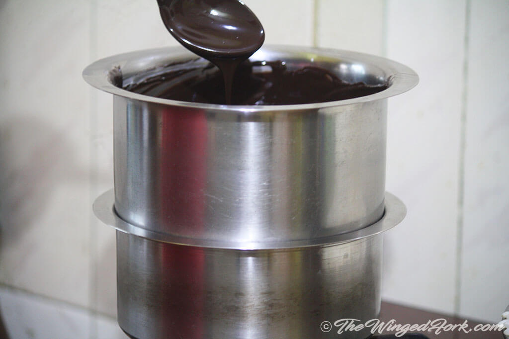Put water in the lower bowl and boil it until chocolate melts.