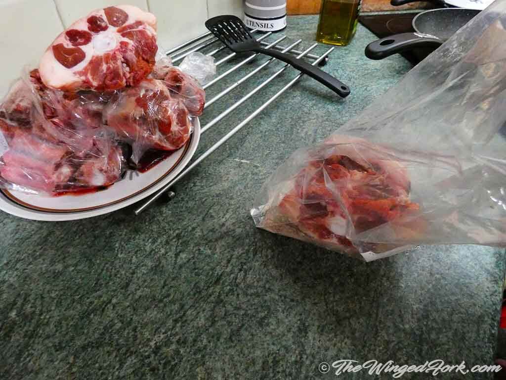 Put oxtail pieces in individual plastic bags.