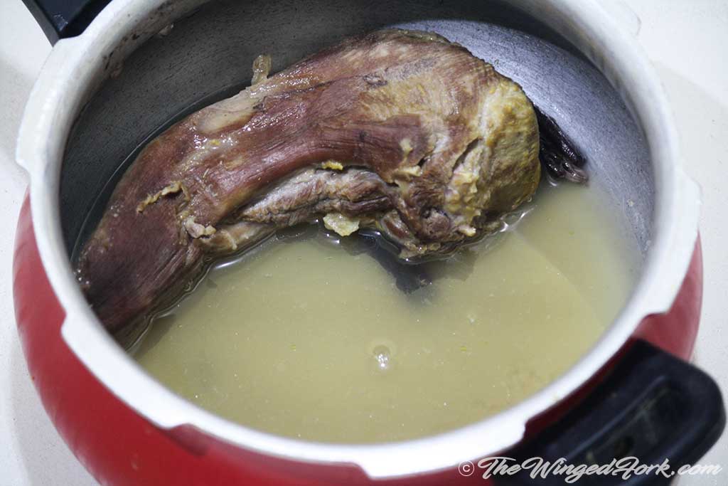 Cooked ox tongue in whole.