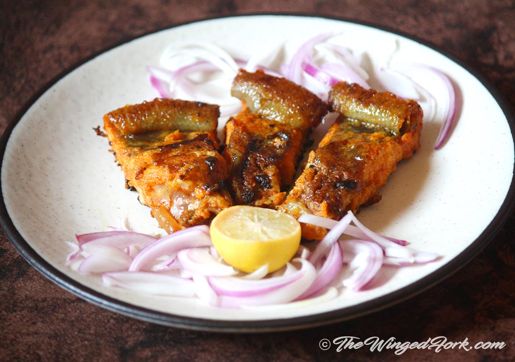 Pakat or ray fish fried with bottle masala.