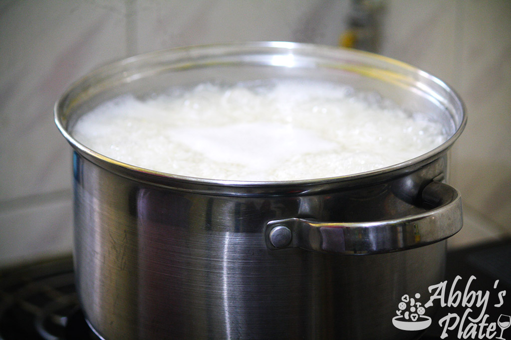 Rice in boiling water.